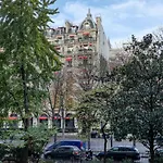 Montaigne Executive Suite