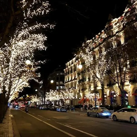 Appartamento Montaigne Executive *