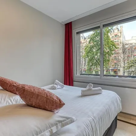 Appartamento Montaigne Executive Parigi