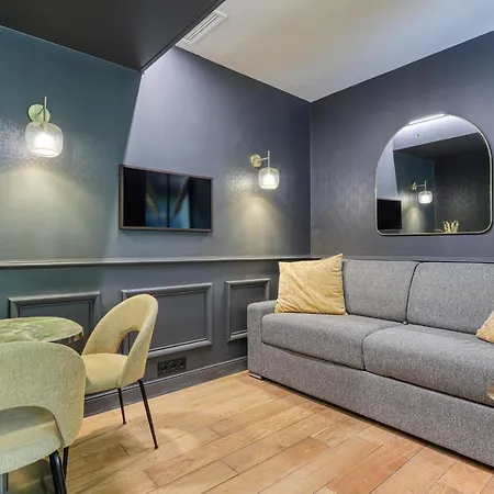 Montaigne Executive Appartamento Parigi