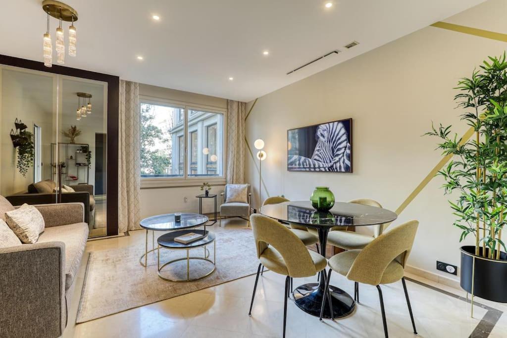 Appartamento Montaigne Executive *